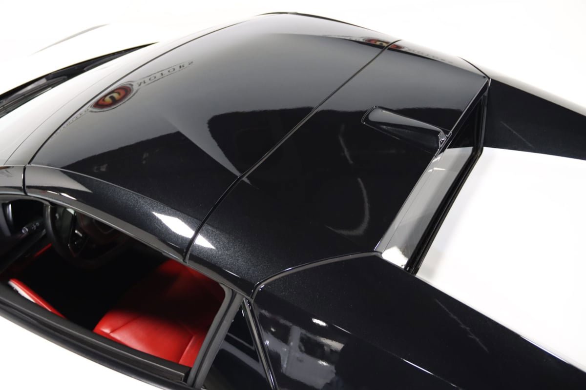 Used 2024 Chevrolet Corvette Stingray Premium Conv w/ Z51 Performance Package RWD image 15