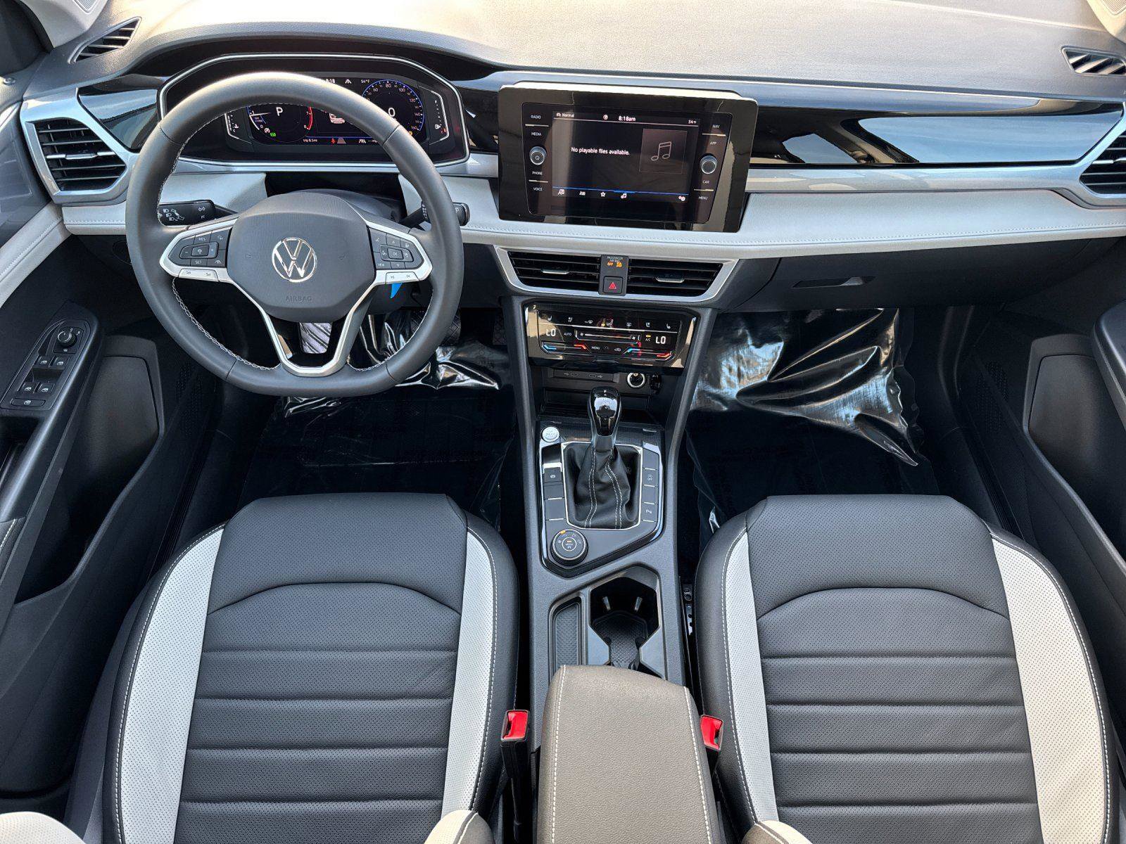 New 2026 Volkswagen Taos SEL image 12