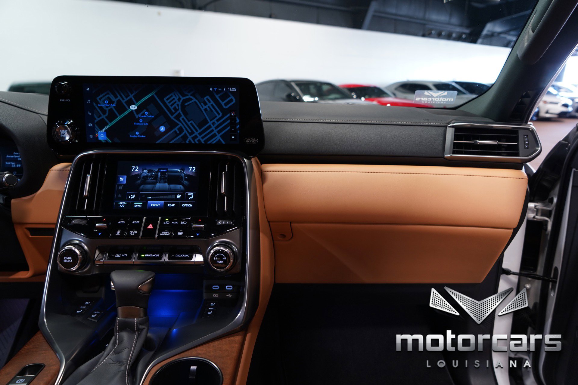 Used 2025 Lexus LX 600 4WD w/ Luxury Package image 34