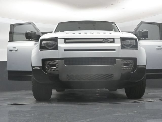 Used 2024 Land Rover Defender 130 X-Dynamic SE AWD/4WD image 64