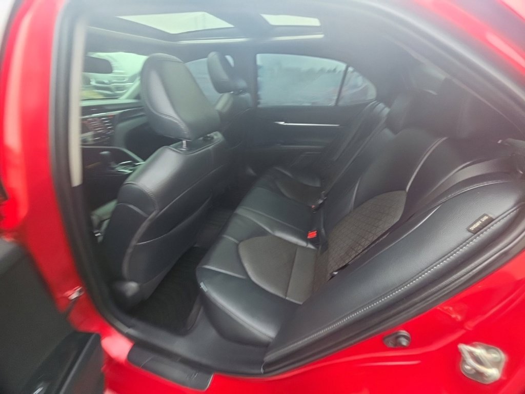 Used 2019 Toyota Camry XSE FWD image 27