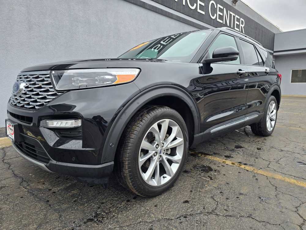 Used 2023 Ford Explorer Platinum w/ Technology Package image 6