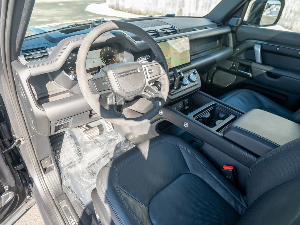 Used 2024 Land Rover Defender 110 Carpathian Edition image 12