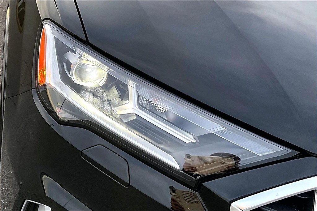 Used 2023 Audi Q7 3.0T Premium Plus image 30