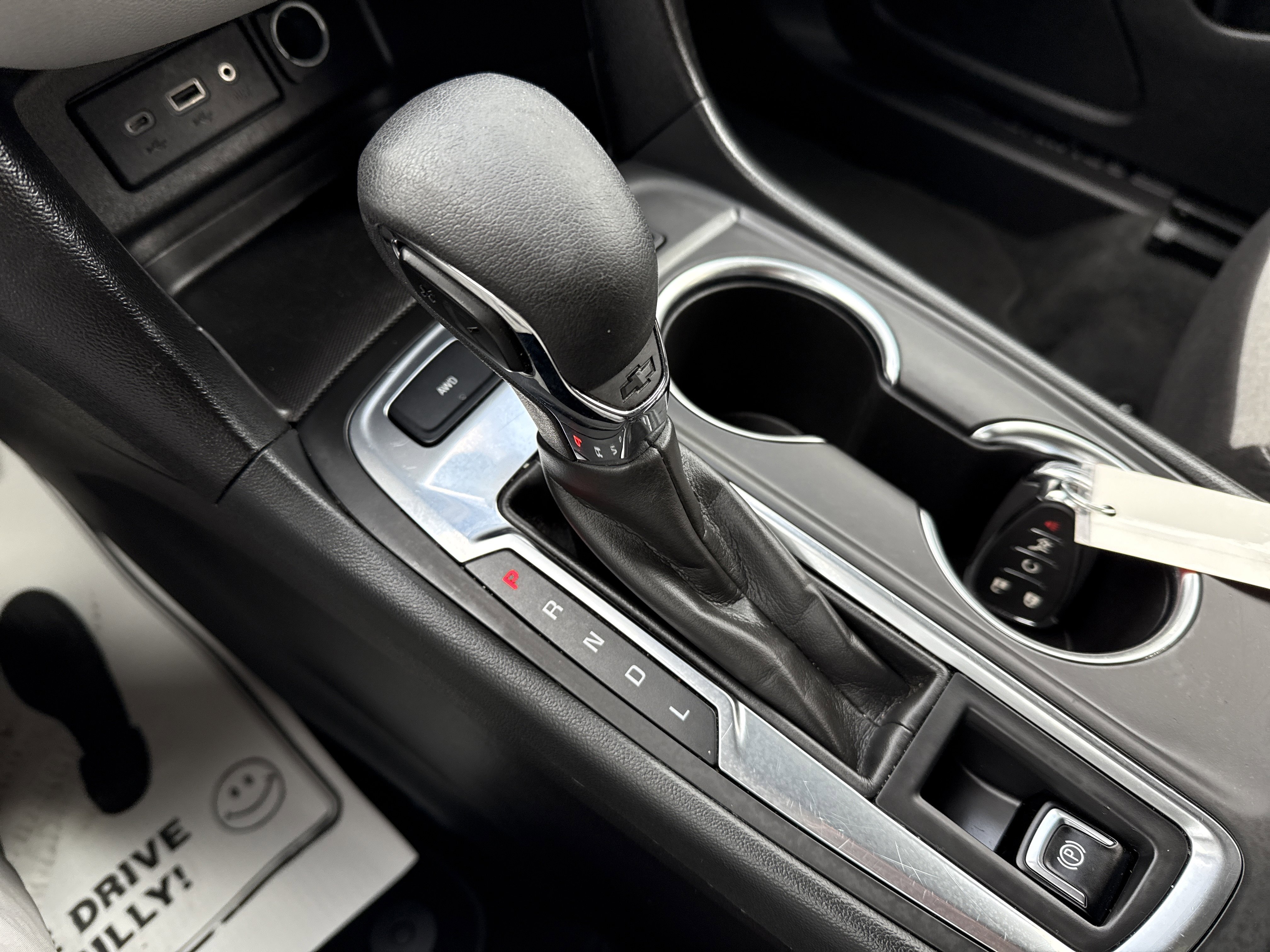 Used 2024 Chevrolet Equinox LT image 24