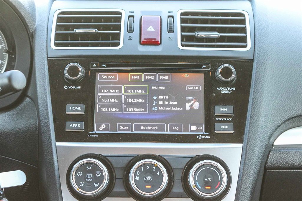 Used 2017 Subaru Crosstrek 2.0i Premium w/ Moonroof Package image 18