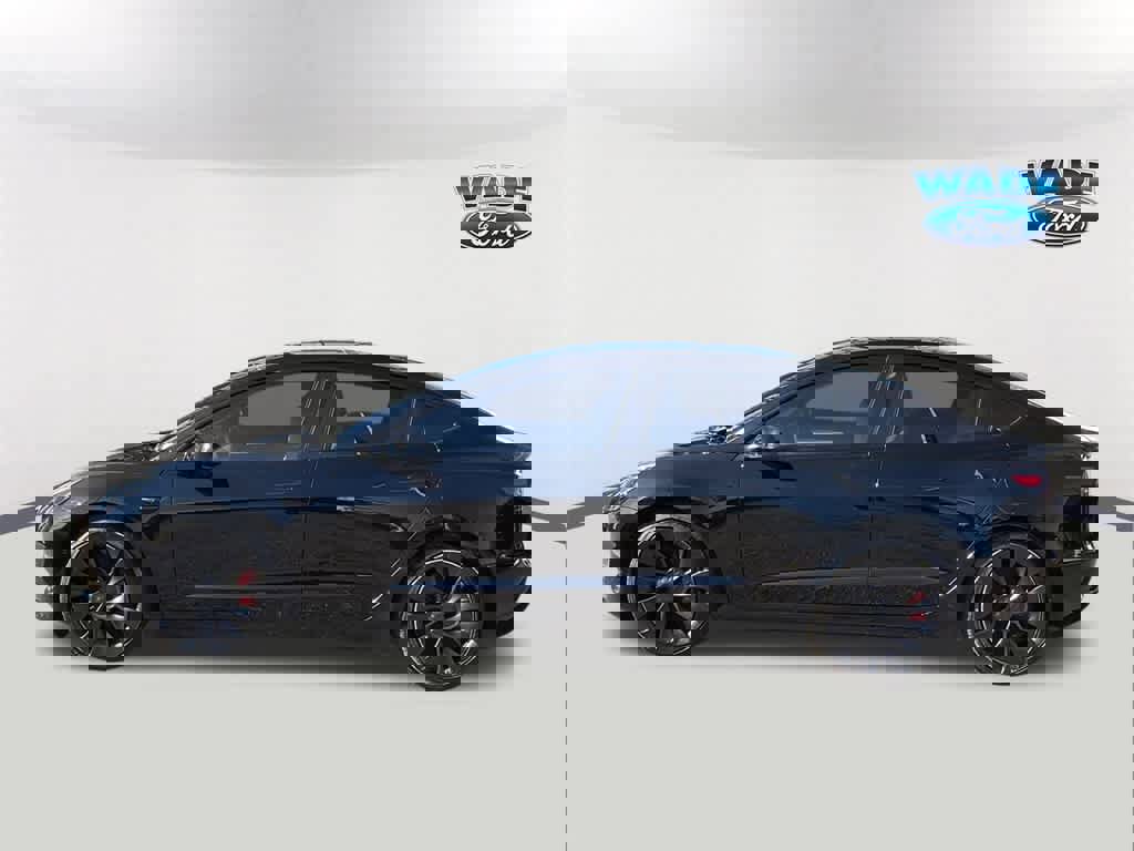 Used 2022 Tesla Model 3 Performance image 8