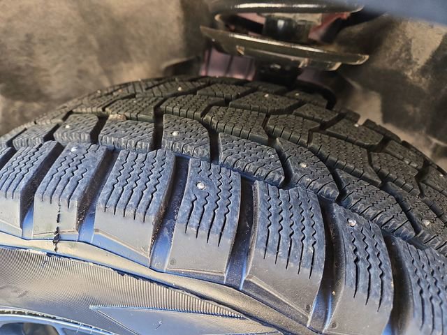 Used 2023 Ford Explorer Platinum w/ Premium Technology Package image 10