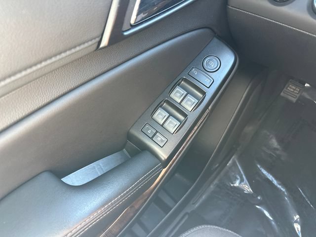 Used 2020 Chevrolet Tahoe 4WD w/ Remote Keyless Entry Package image 18