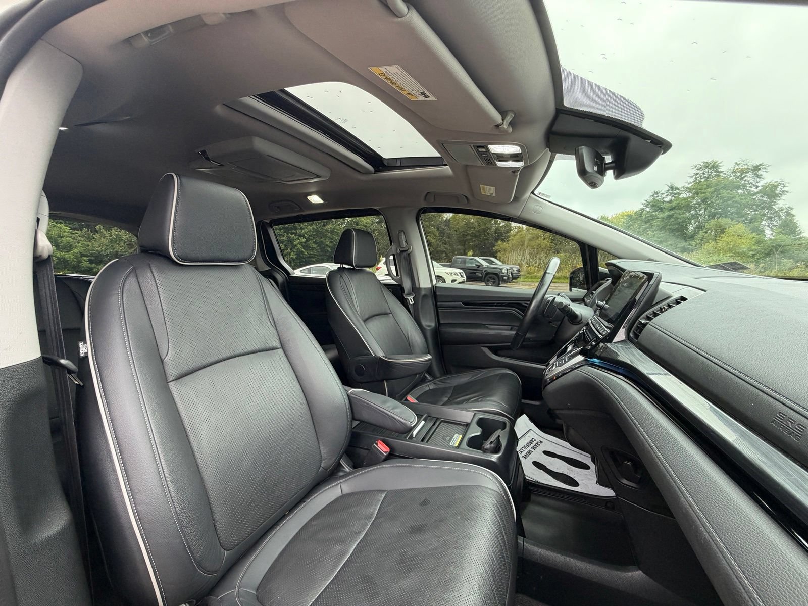 Used 2023 Honda Odyssey Elite image 44