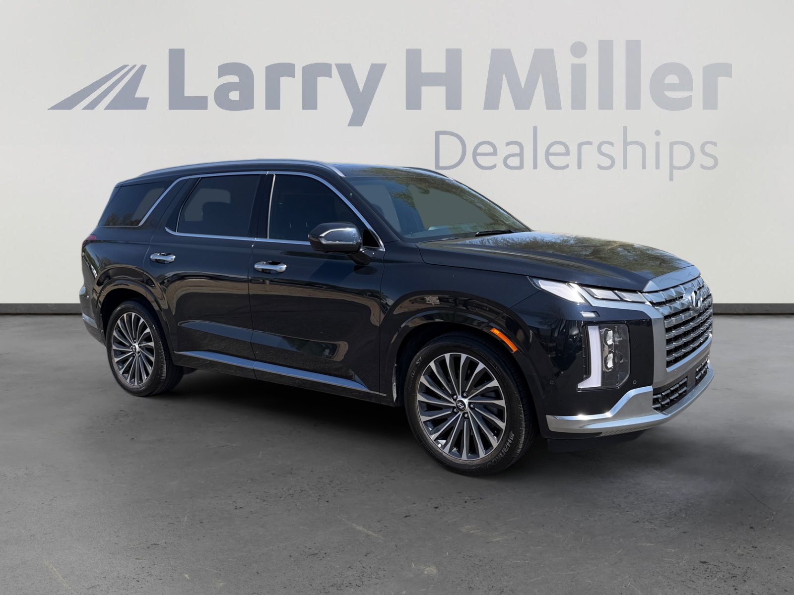 Used 2023 Hyundai Palisade Calligraphy FWD image 7