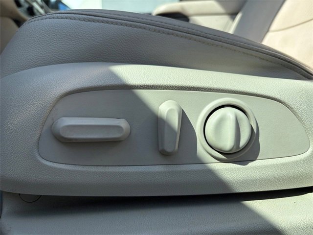 Used 2018 GMC Terrain Denali w/ Comfort Package image 30