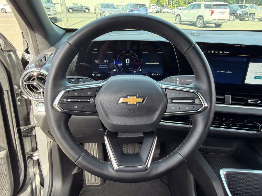 Used 2026 Chevrolet Equinox LT FWD image 14