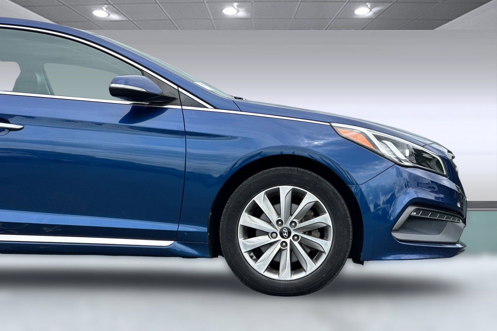 Used 2017 Hyundai Sonata Sport w/ Value Edition Package 02 FWD image 33