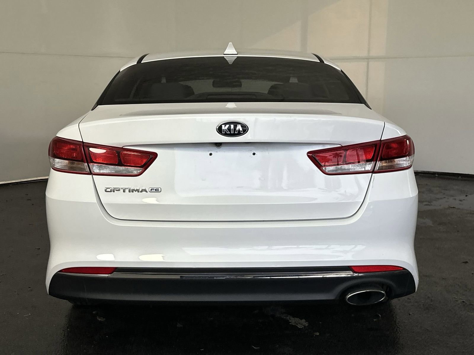 Used 2017 Kia Optima LX image 10