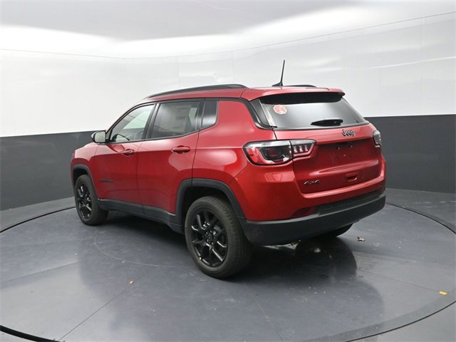 New 2026 Jeep Compass Latitude image 5