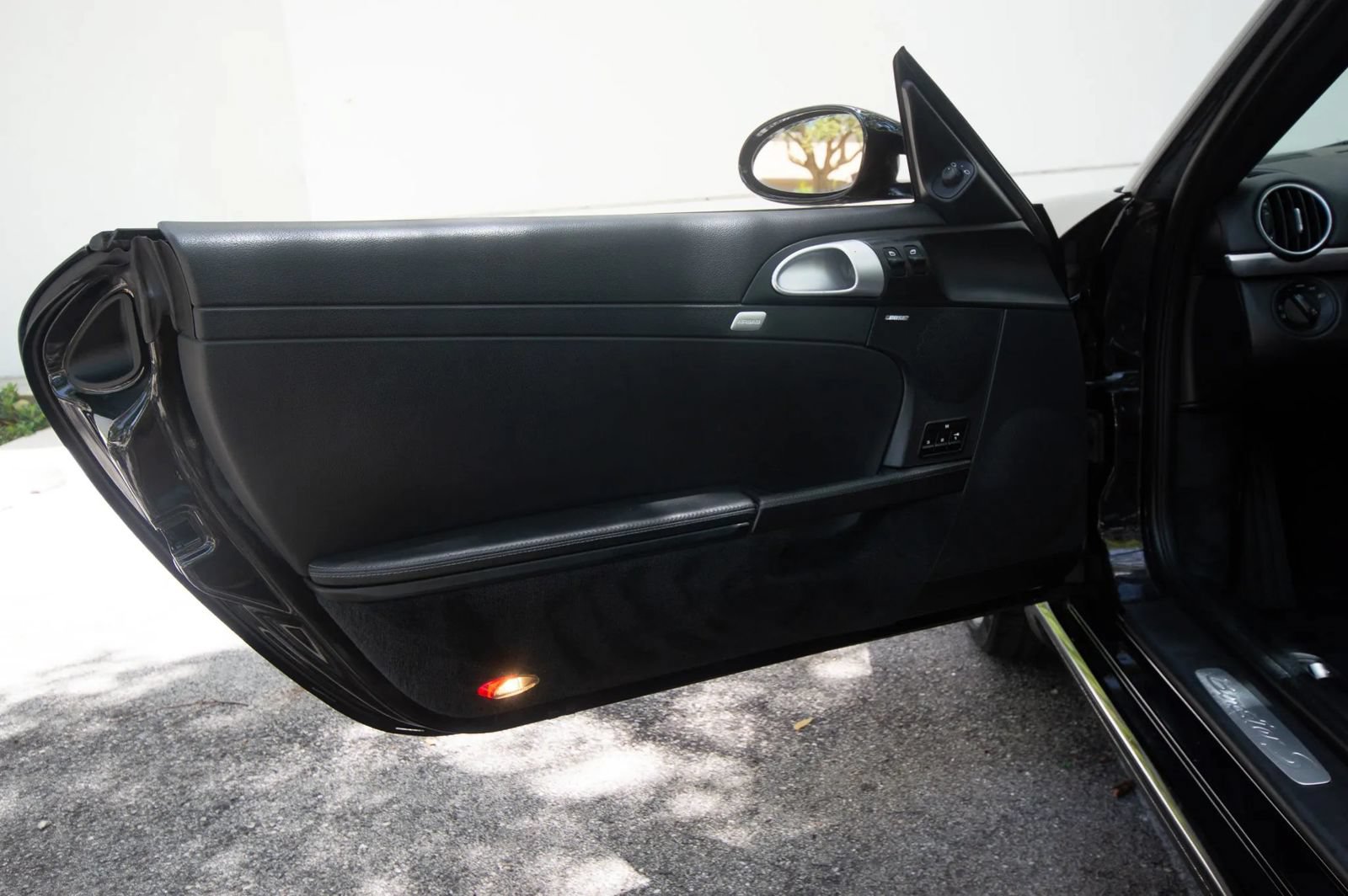 Used 2008 Porsche Boxster S RWD image 31