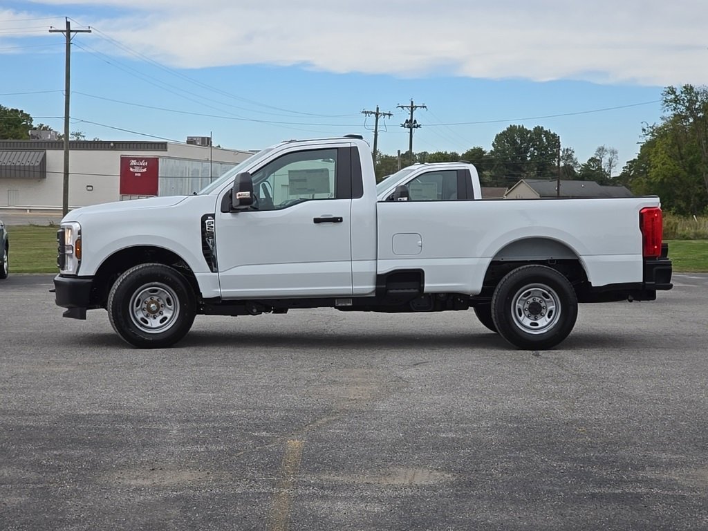 New 2026 Ford F250 XL image 4