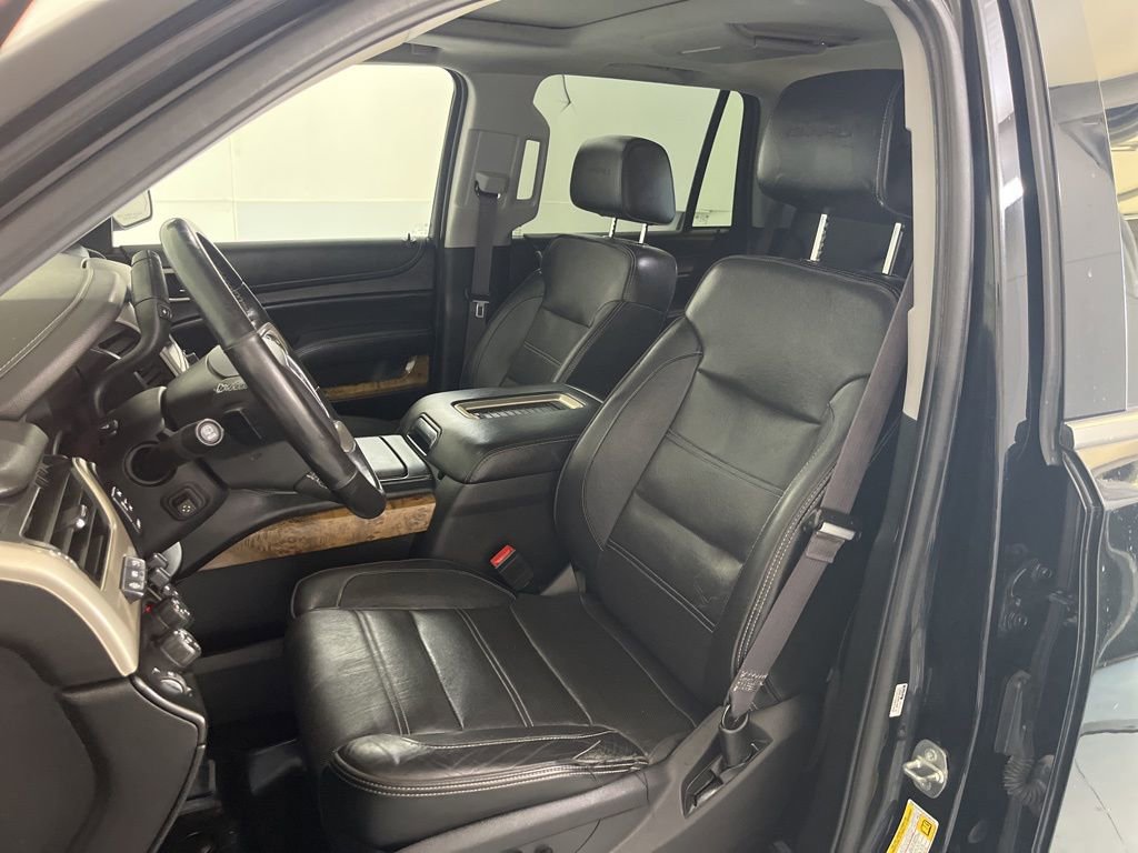 Used 2016 GMC Yukon Denali w/ Open Road Package AWD/4WD image 18
