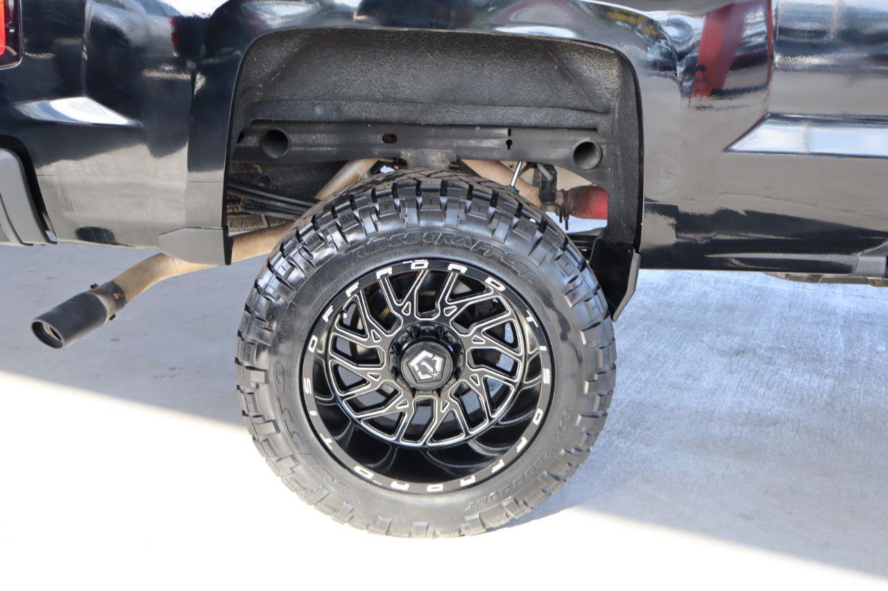 Used 2018 Chevrolet Silverado 1500 LT RWD image 5