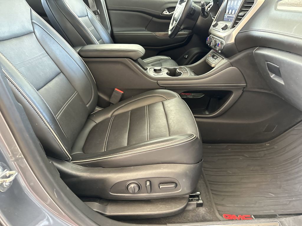 Used 2021 GMC Acadia Denali w/ Denali Ultimate Package image 40