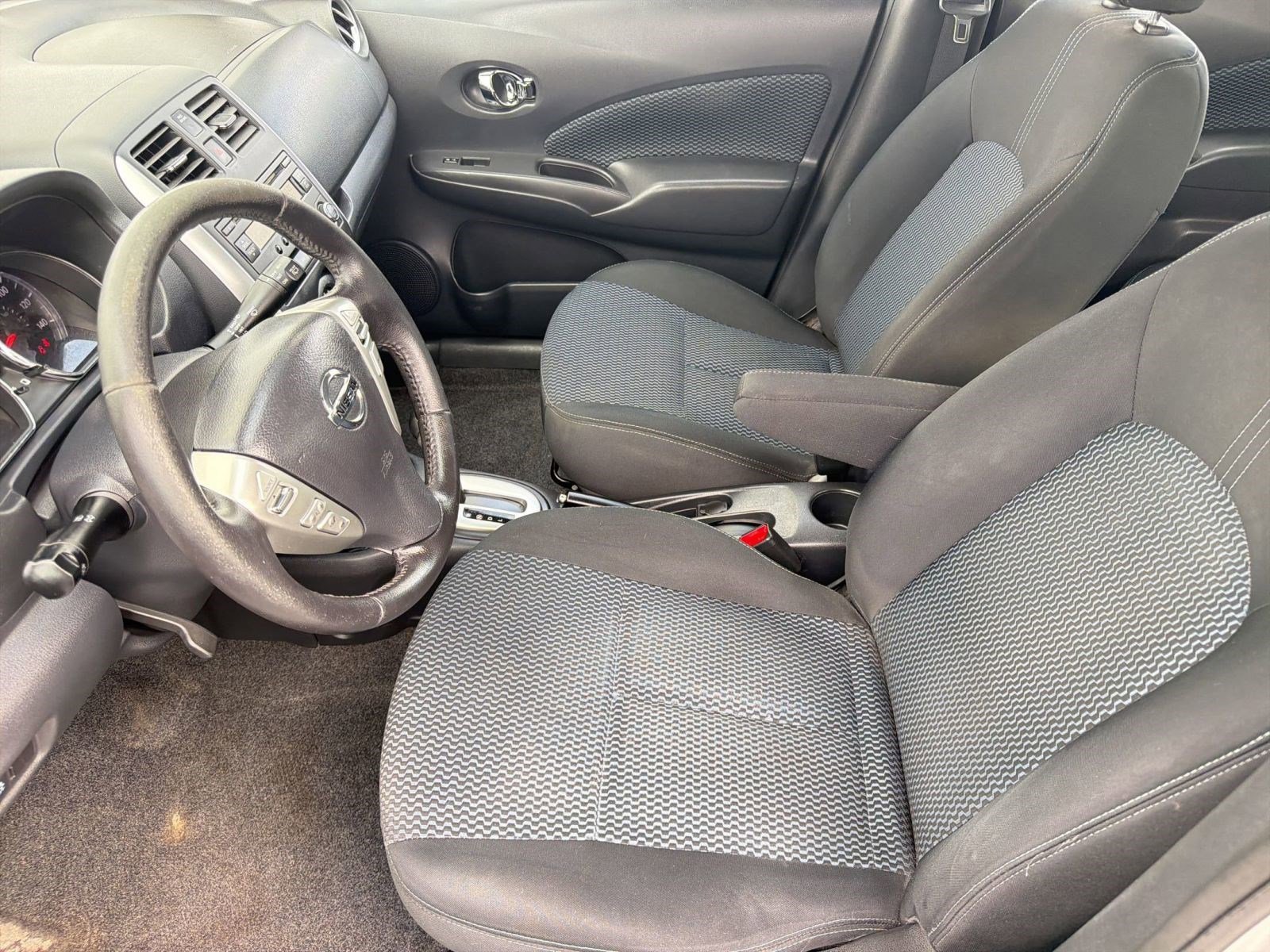 Used 2014 Nissan Versa Note SV FWD image 22