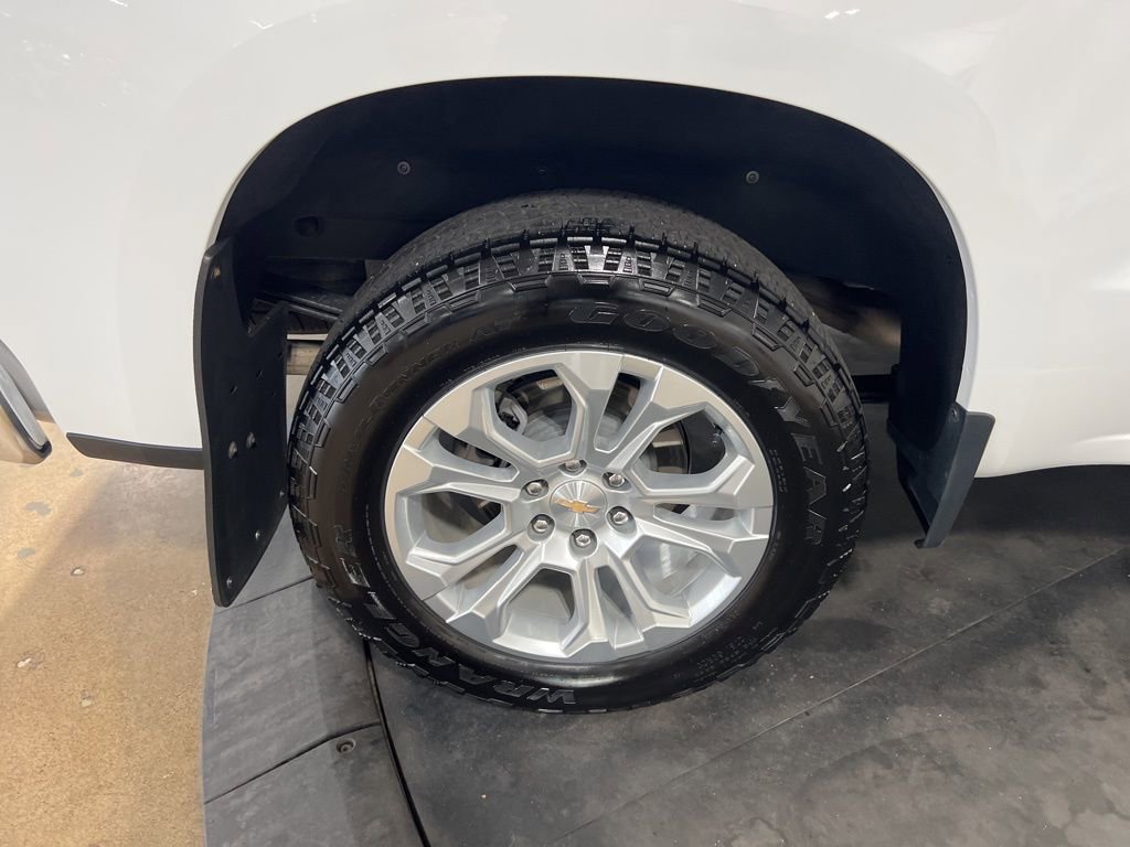 Certified 2024 Chevrolet Silverado 1500 LTZ AWD/4WD image 36
