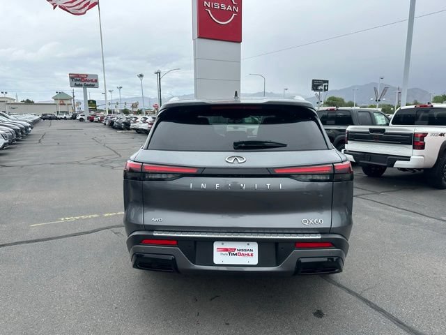Used 2023 INFINITI QX60 Luxe w/ Vision Package AWD/4WD image 10