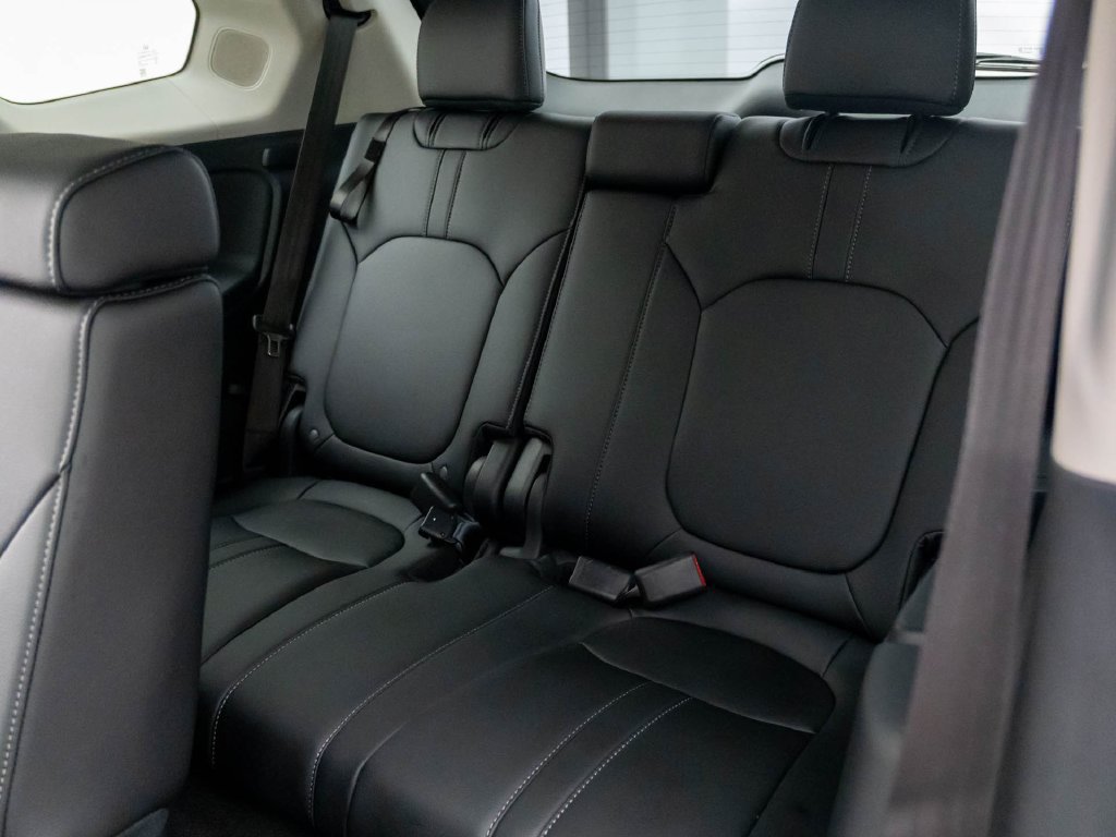 New 2026 Honda Pilot Touring image 19