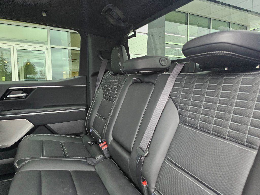Used 2025 GMC Sierra EV Denali AWD/4WD image 19