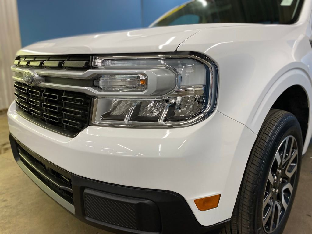 Used 2023 Ford Maverick Lariat image 6