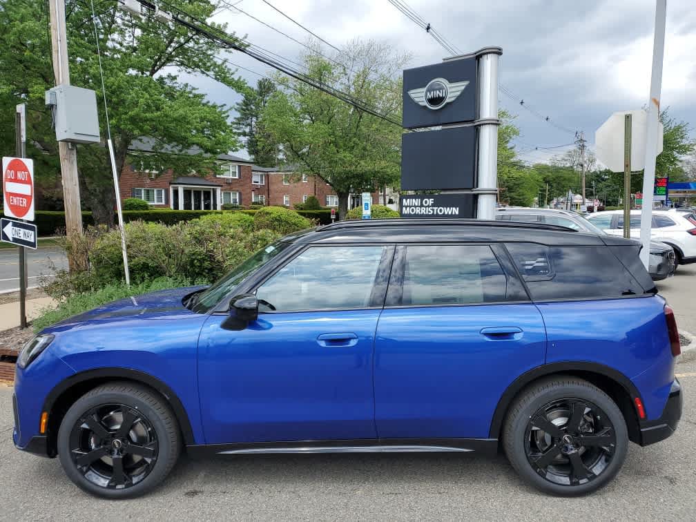 New 2027 MINI Cooper Countryman S w/ Comfort Package Max AWD/4WD image 2