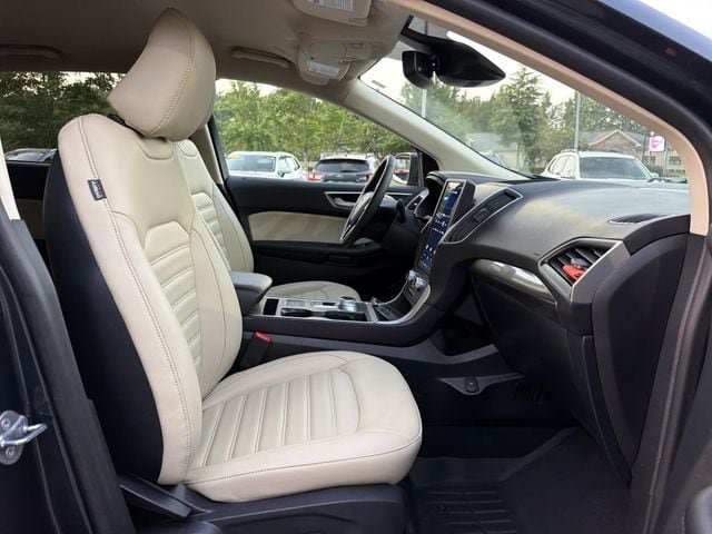 Used 2024 Ford Edge SEL w/ Convenience Package AWD/4WD image 18