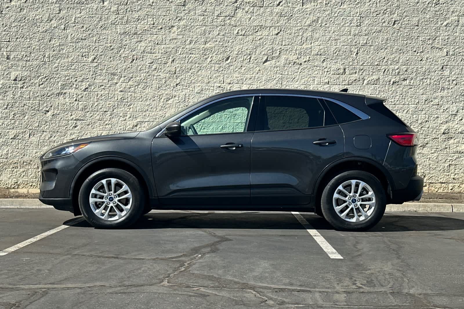 Certified 2020 Ford Escape SE AWD/4WD image 6