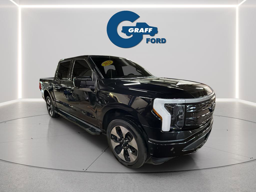 Used 2023 Ford F150 Lightning Platinum AWD/4WD image 5