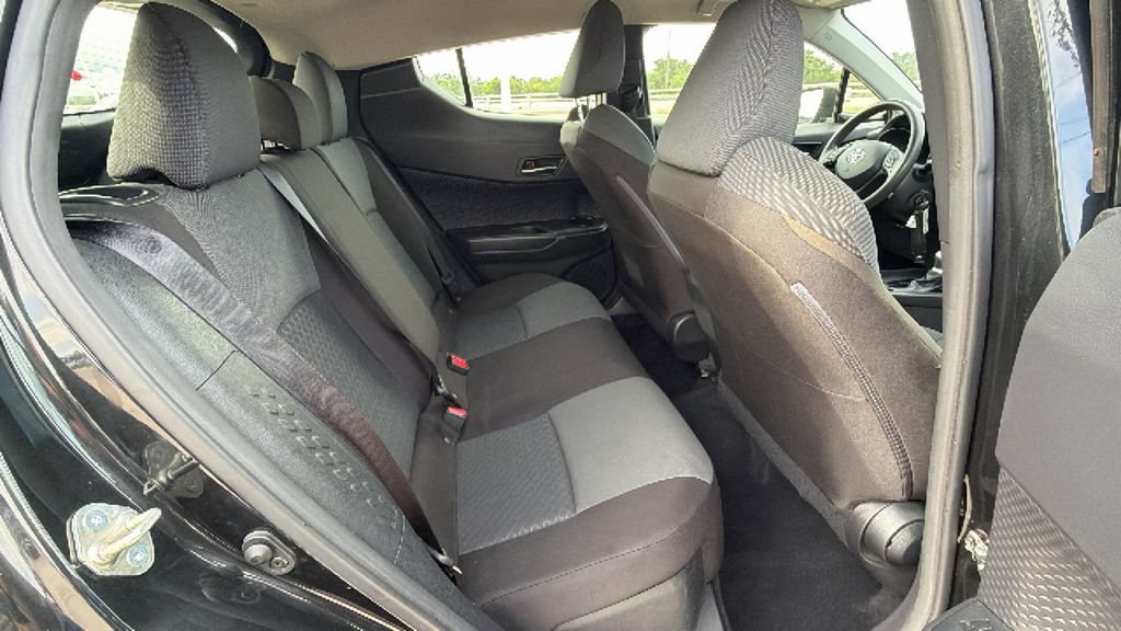 Used 2021 Toyota C-HR LE FWD image 27