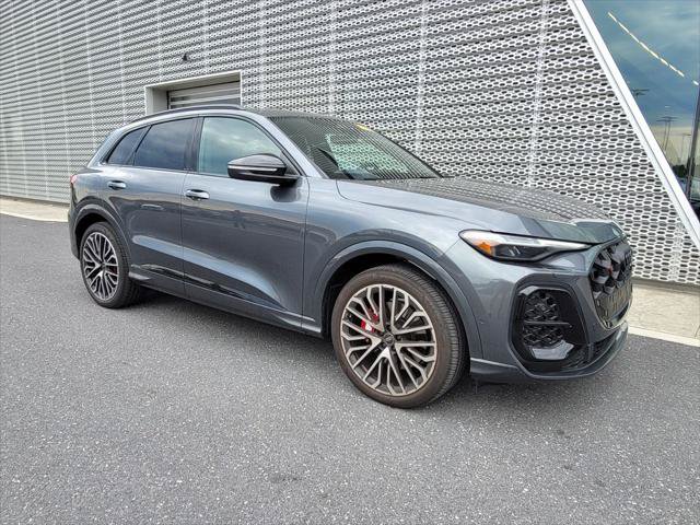 Used 2025 Audi SQ5 Premium Plus AWD/4WD image 3