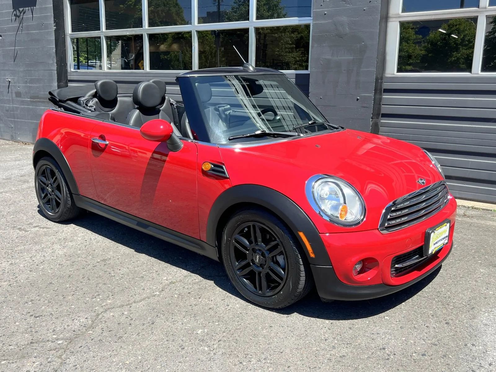 Used 2013 MINI Cooper Convertible FWD image 8