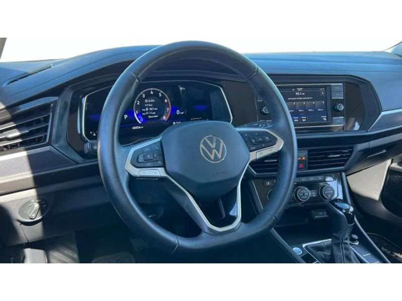 Used 2023 Volkswagen Jetta SE image 25