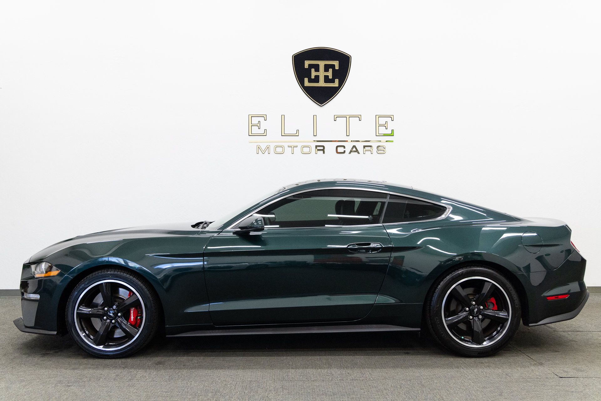 Used 2019 Ford Mustang Bullitt w/ Bullitt Electronics Package RWD image 2