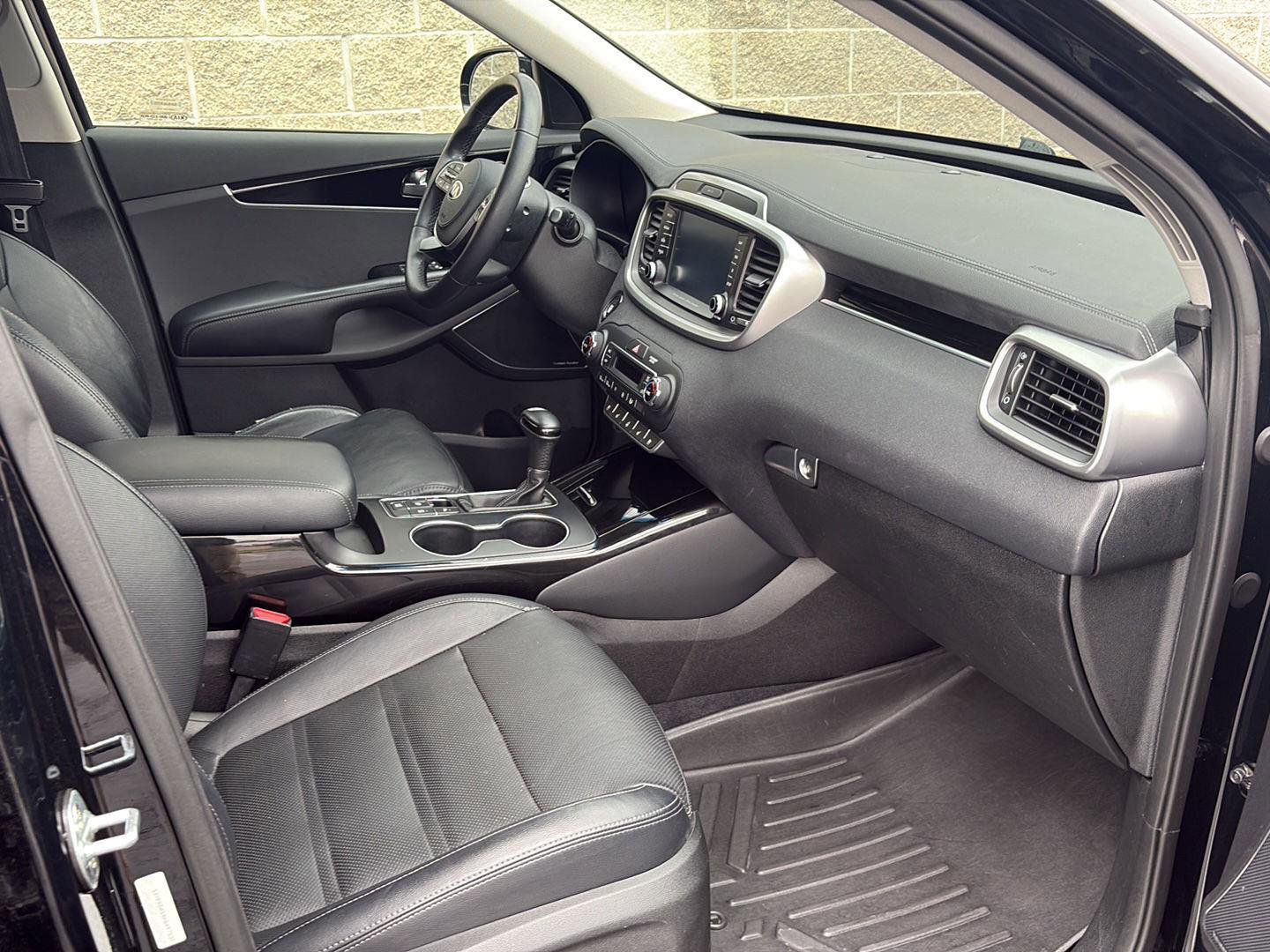 Used 2019 Kia Sorento SX w/ SX Touring Package AWD/4WD image 21