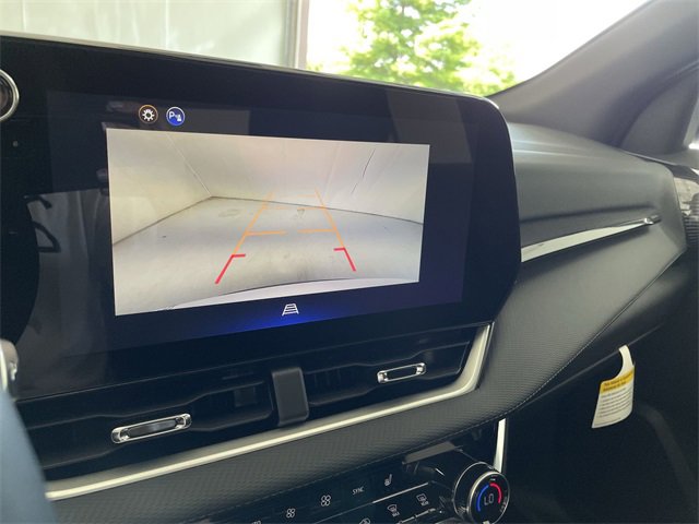 New 2026 Chevrolet Equinox LT w/ Convenience Package II image 25