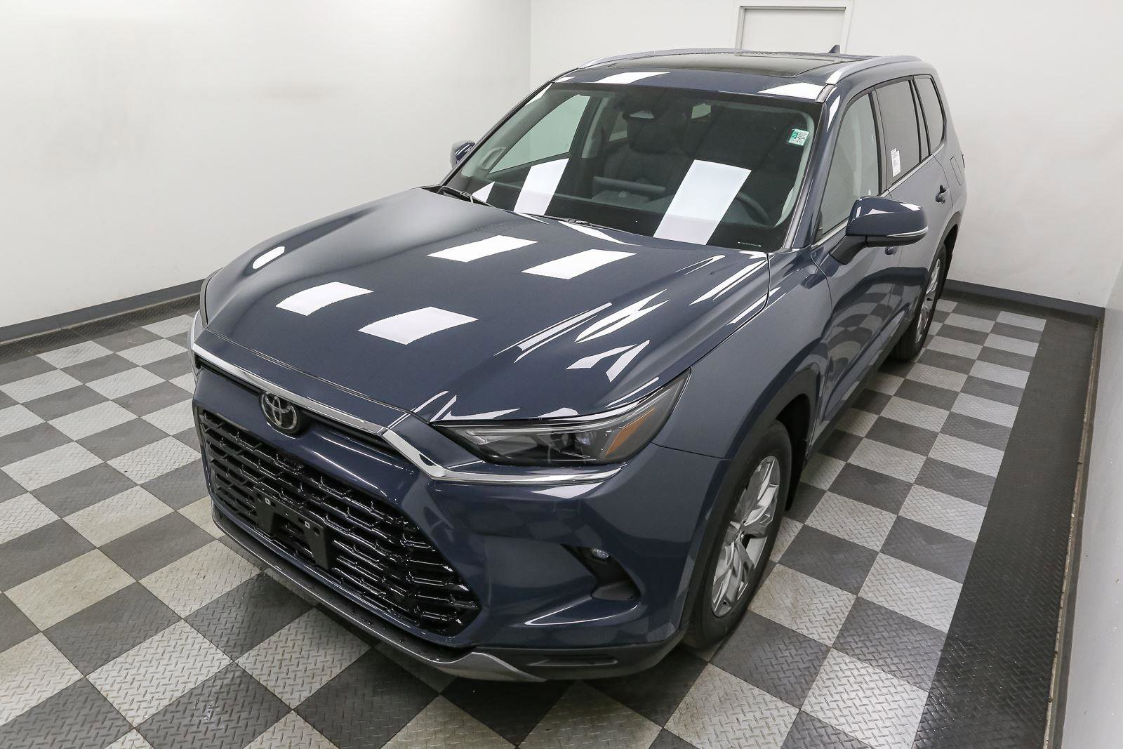 New 2026 Toyota Grand Highlander Limited image 6
