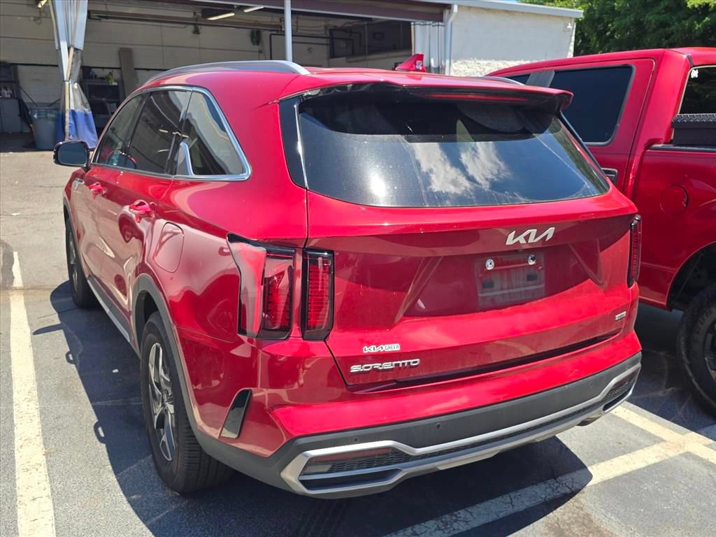 Certified 2023 Kia Sorento EX FWD image 5