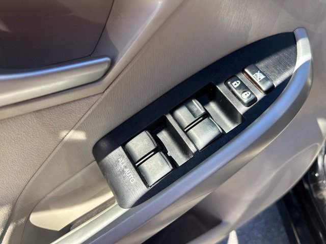 Used 2013 Toyota Prius Three FWD image 12