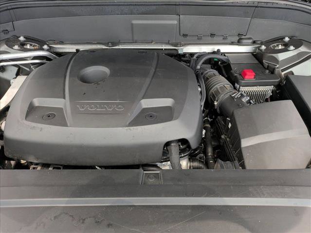 Used 2018 Volvo XC90 T6 Momentum w/ Convenience Package image 24