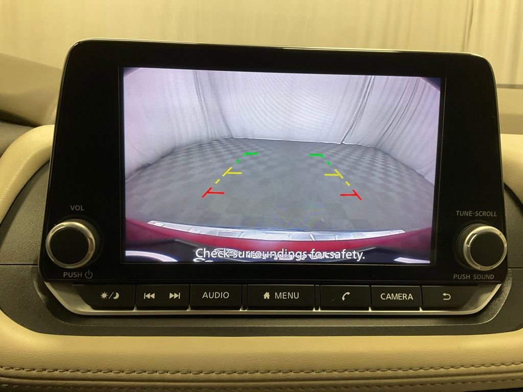 Used 2023 Nissan Rogue SV AWD/4WD image 18