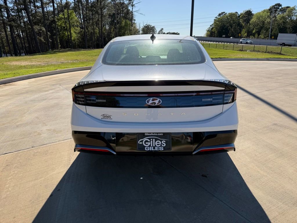 New 2026 Hyundai Sonata SEL image 4