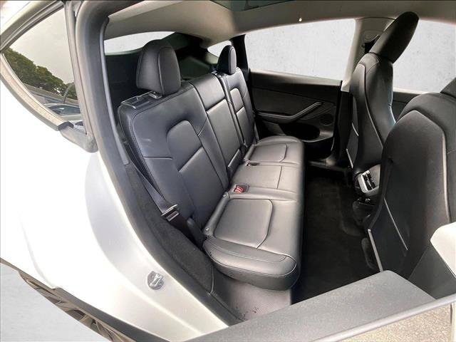 Used 2023 Tesla Model Y Long Range AWD/4WD image 24