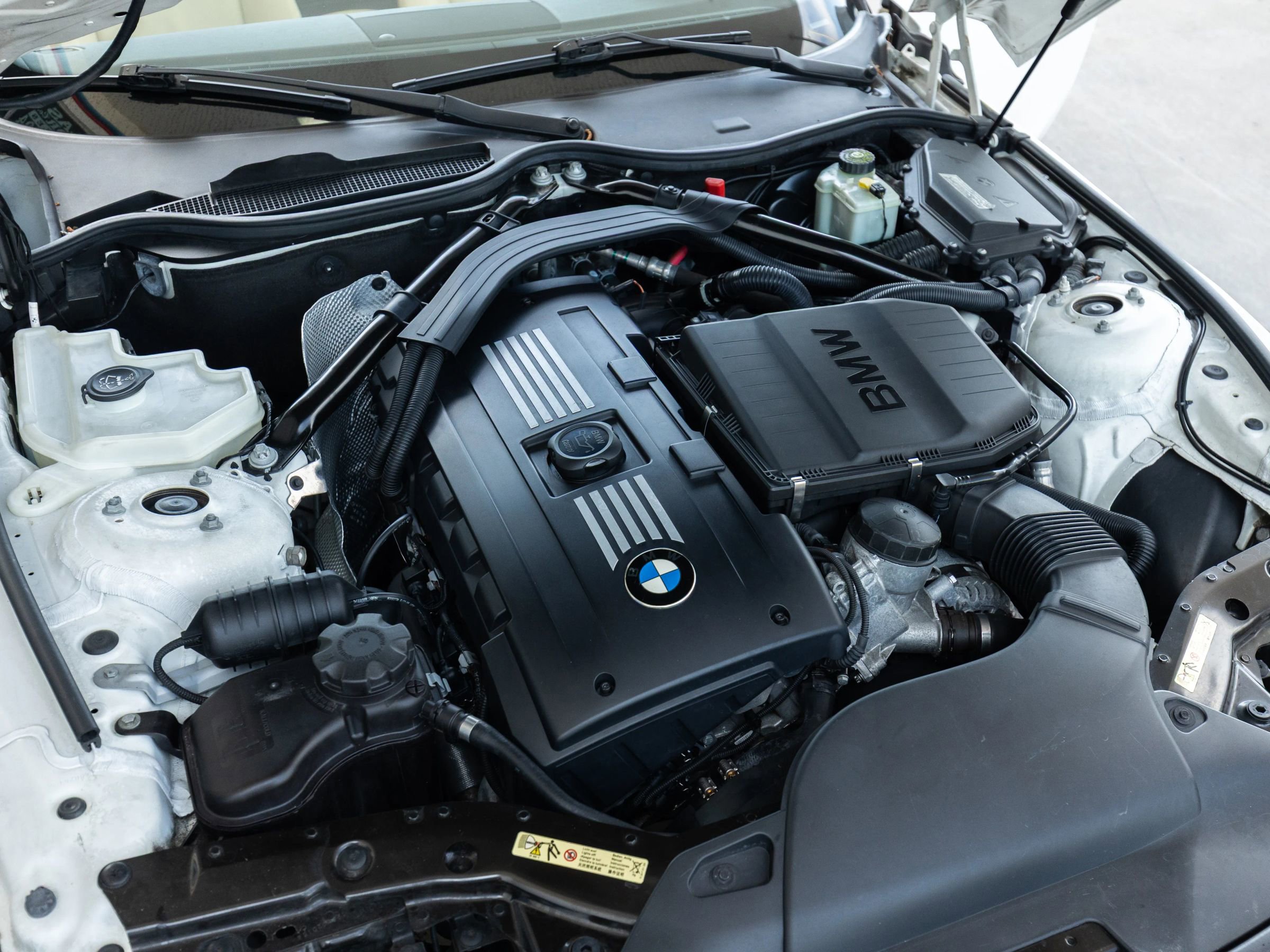 Used 2009 BMW Z4 sDrive35i RWD image 37